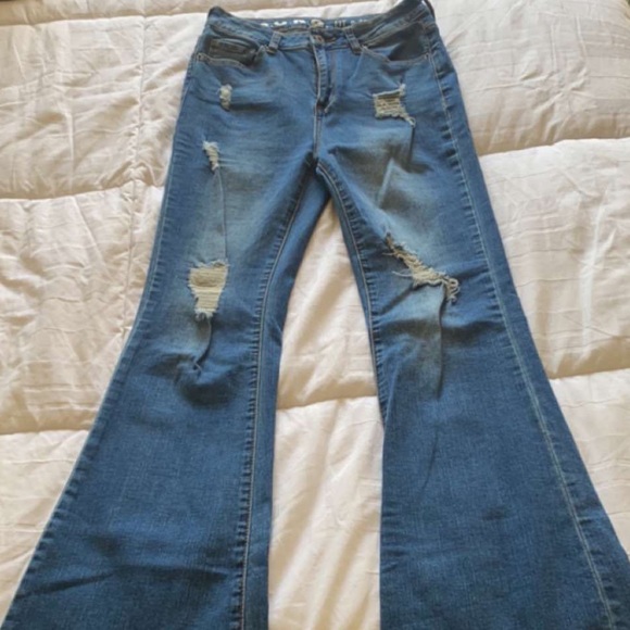 Women’s clothing sizes s and m shoes fro. 6.5 to 8 - Picture 6 of 15